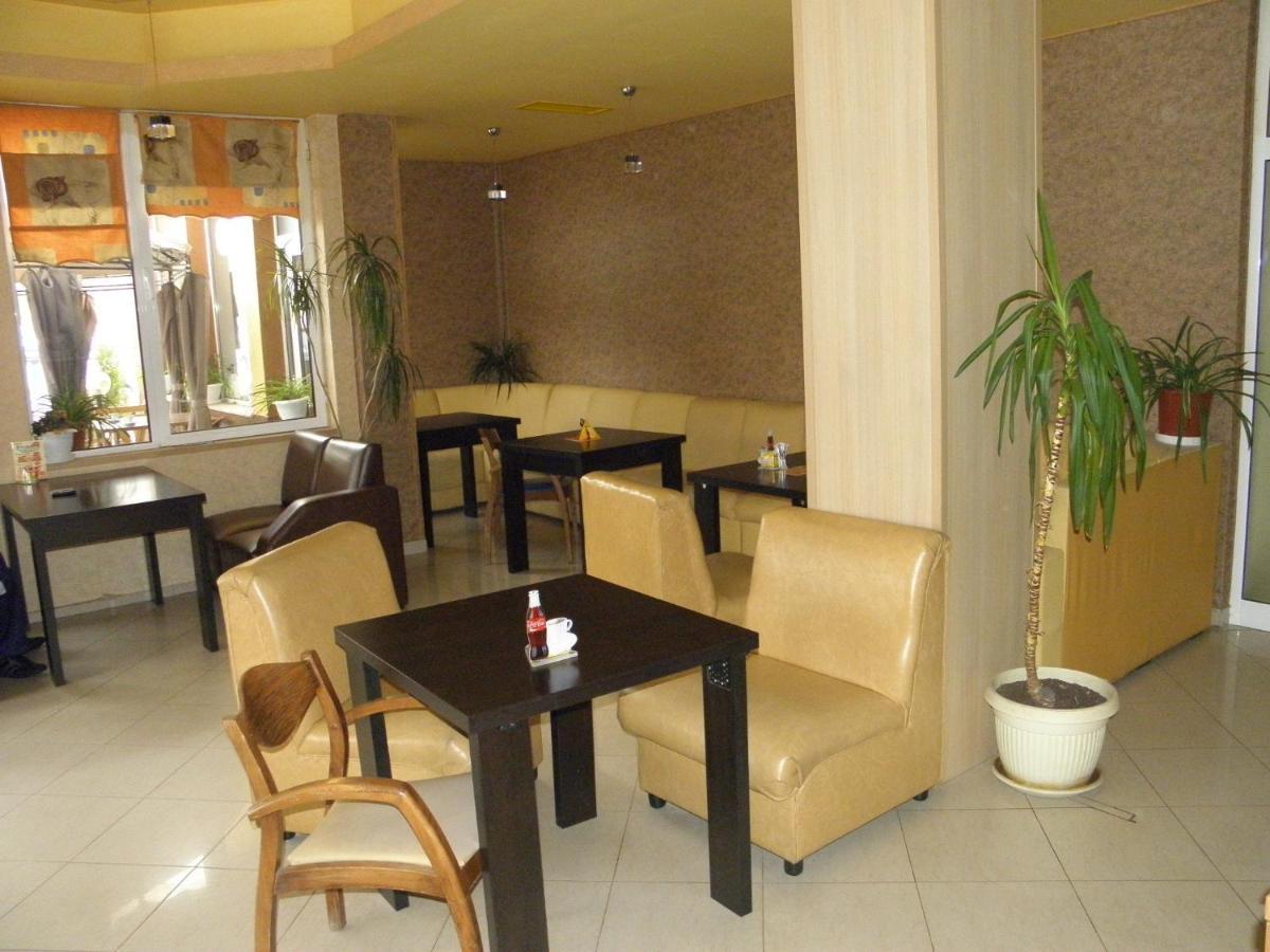 Hotel Pilevski Blagoevgrad Bagian luar foto